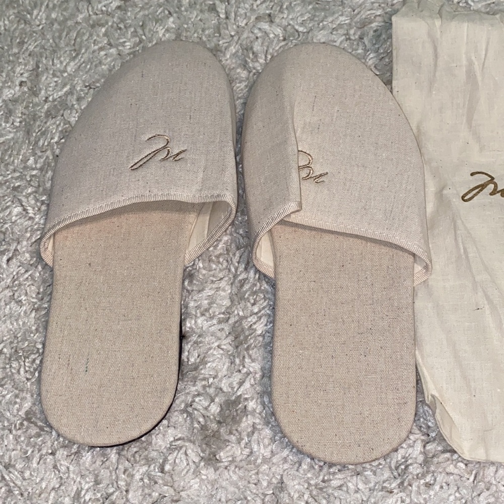 Montage Slippers - Picture 3 of 3